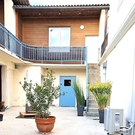 Independant. Apartment