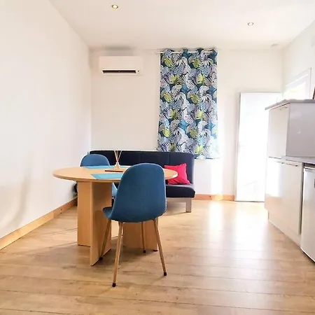 Independant. Apartment
