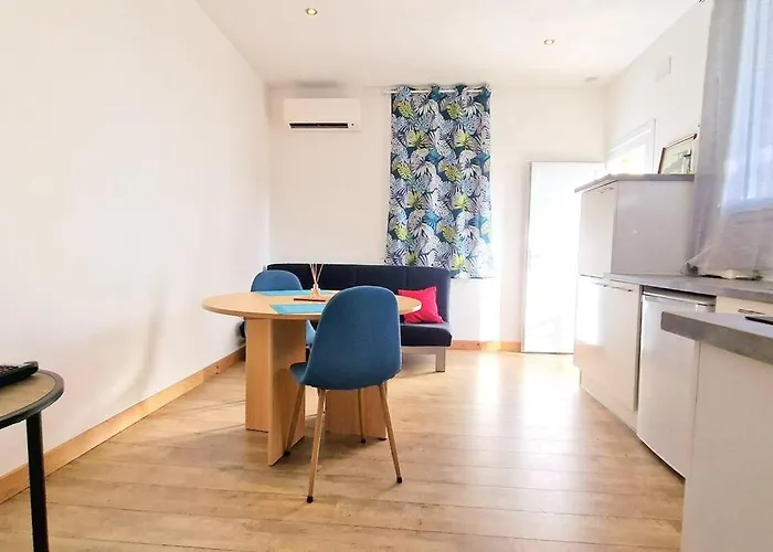 Independant. Apartment